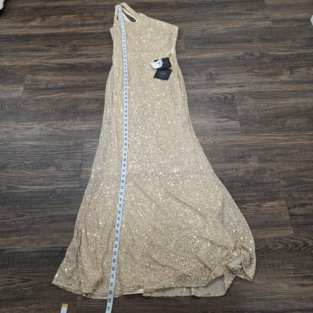 Ieena for Mac Duggal Gold Sequin One-Shoulder Gown Size 4 NWT - Picture 13 of 14